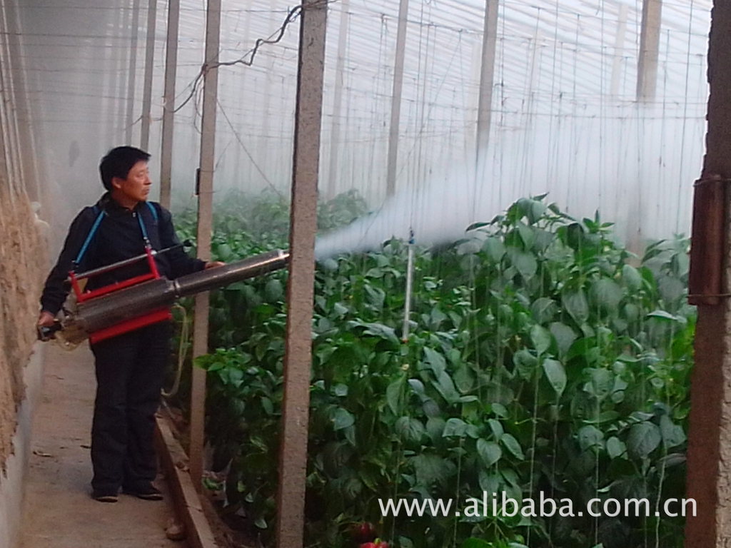 佳福蔬菜大棚打药机烟雾机图片